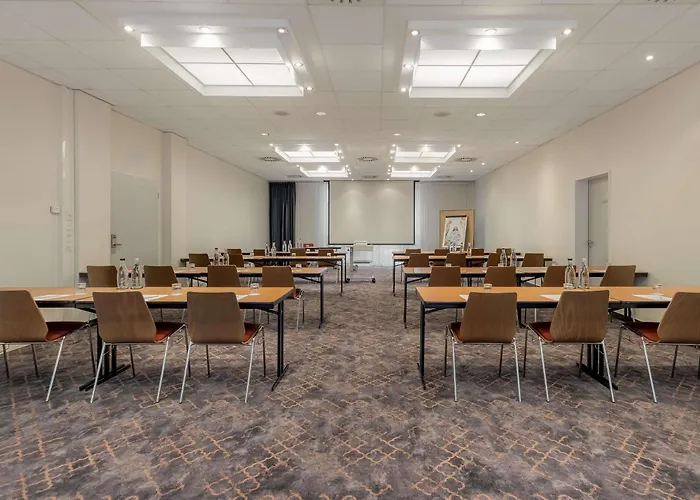 Mercure Am Volkspark Hotel 4*