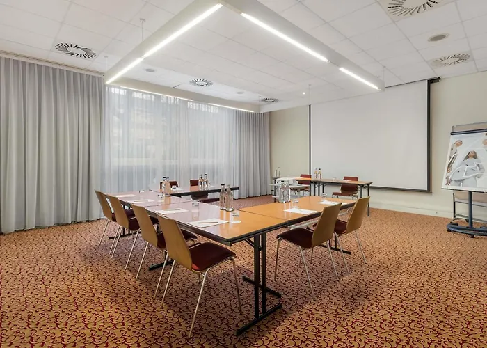Mercure Am Volkspark Hotel 4*