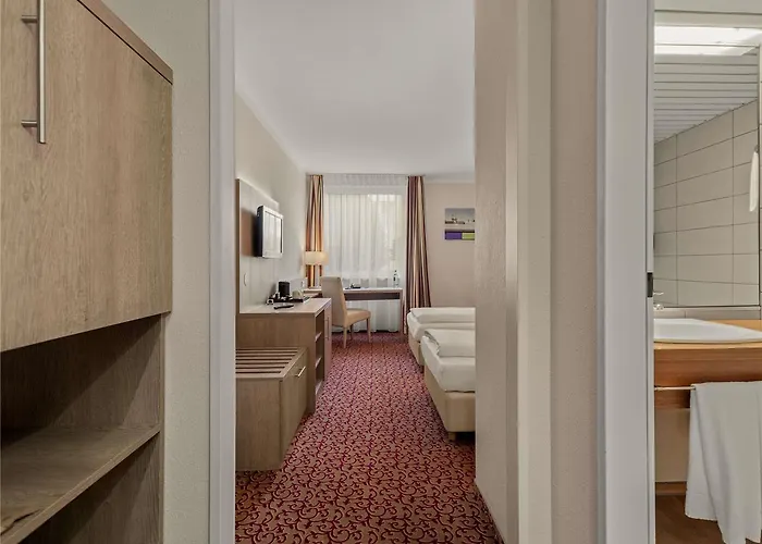 Mercure Am Volkspark Hotel 4*