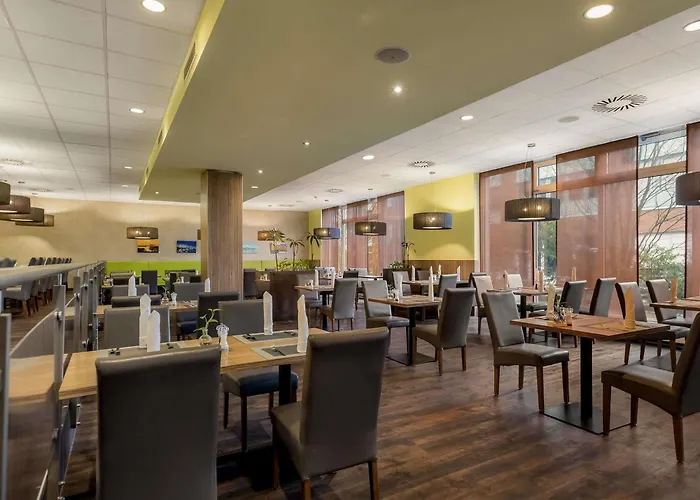 Hotel Mercure Am Volkspark 4*