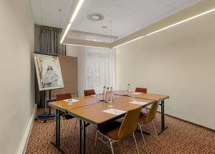 Hotel Mercure Am Volkspark 4*